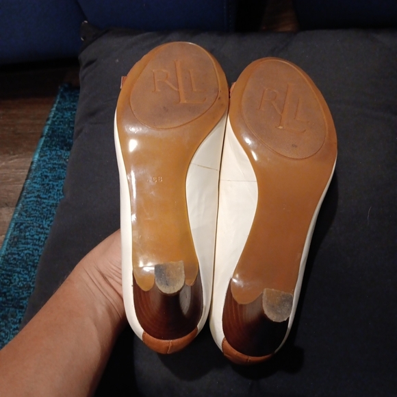 Lauren Ralph Lauren Leather White And Brown Heels Size 6B - Picture 4 of 6